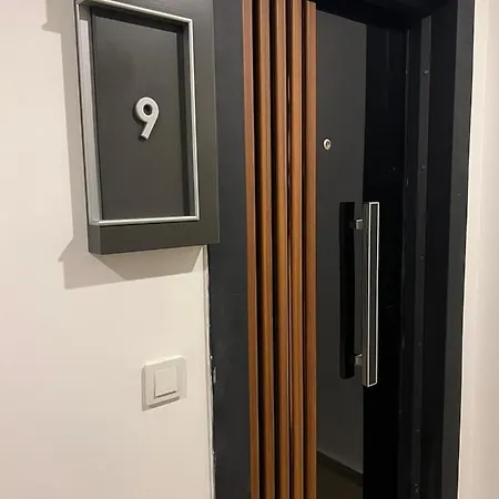 Apartment Cleopatra 2 *